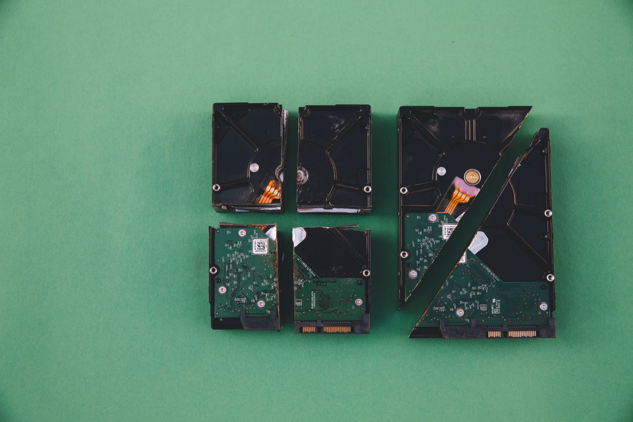 SSD czy HDD – co wybrać do laptopa? Porównanie dysków krok po kroku